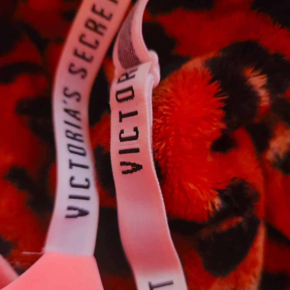 Pink by Victoria's Secret